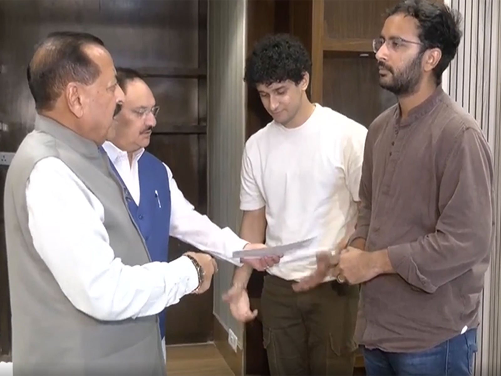 सरकार ने CJP की 2 मांगें मानीं, धर्मेंद्र प्रधान के इस्तीफे पर अड़ी रही; कल फिर होगी निर्णायक बैठक